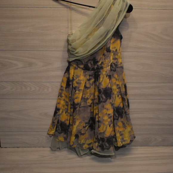 Unique One Shoulder Floral Dress - Yellow and Mint Green - Picture 4 of 6